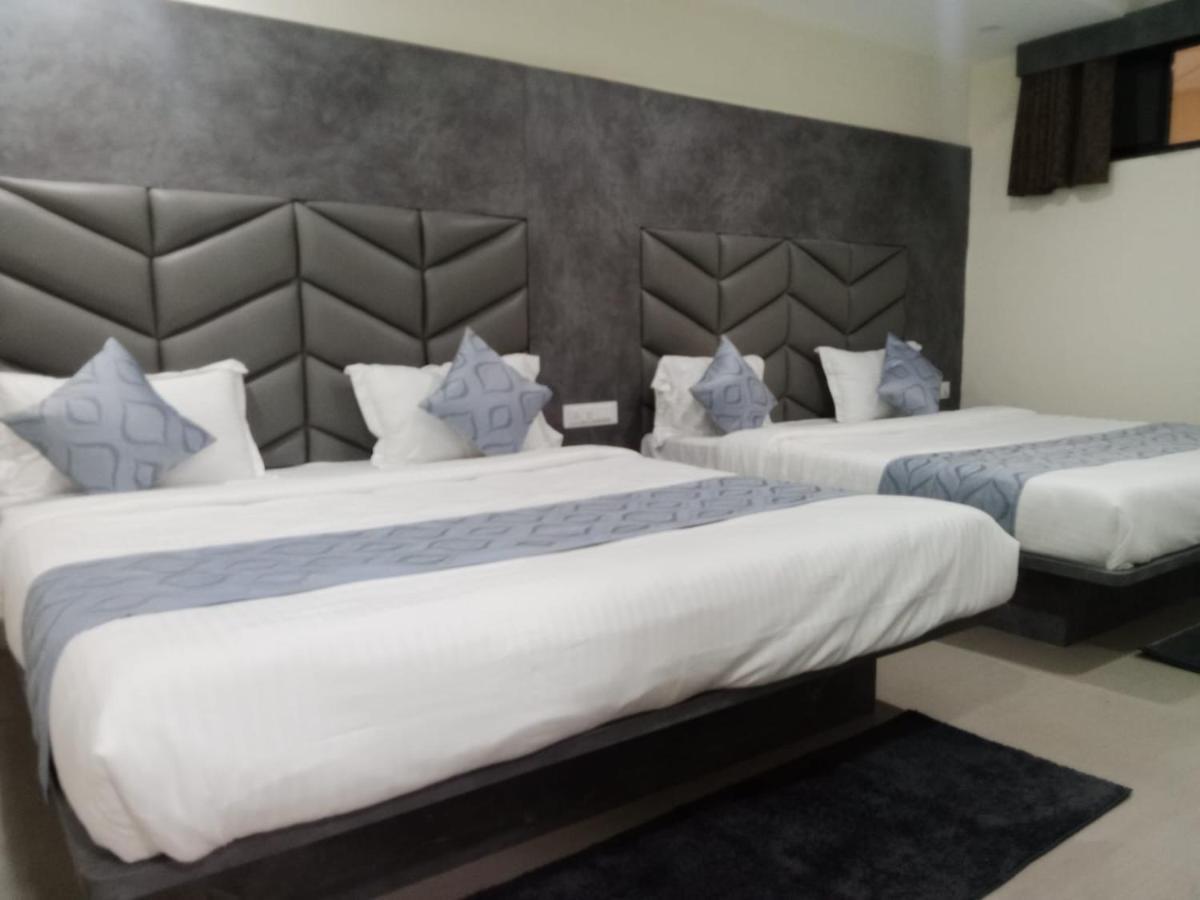 Hotel Rk Villa Vadodara Eksteriør billede